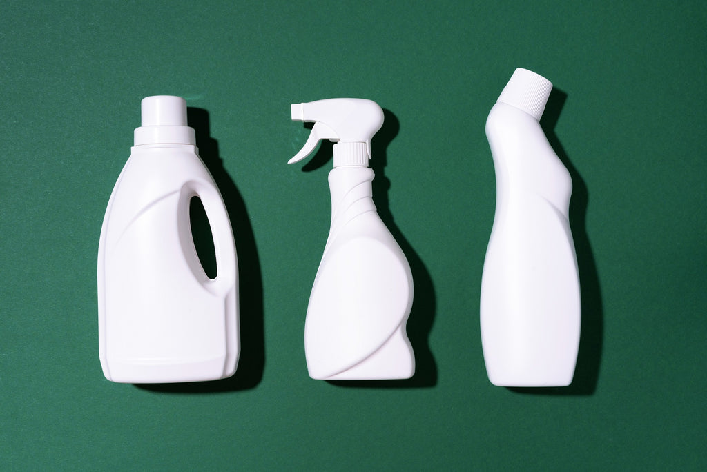 5 Toxins in Cleaning Products & How to Avoid Them