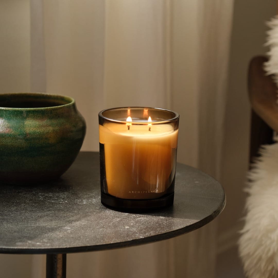 Bergamot Cedar Boxed Candle Archipelago Botanicals - image 2